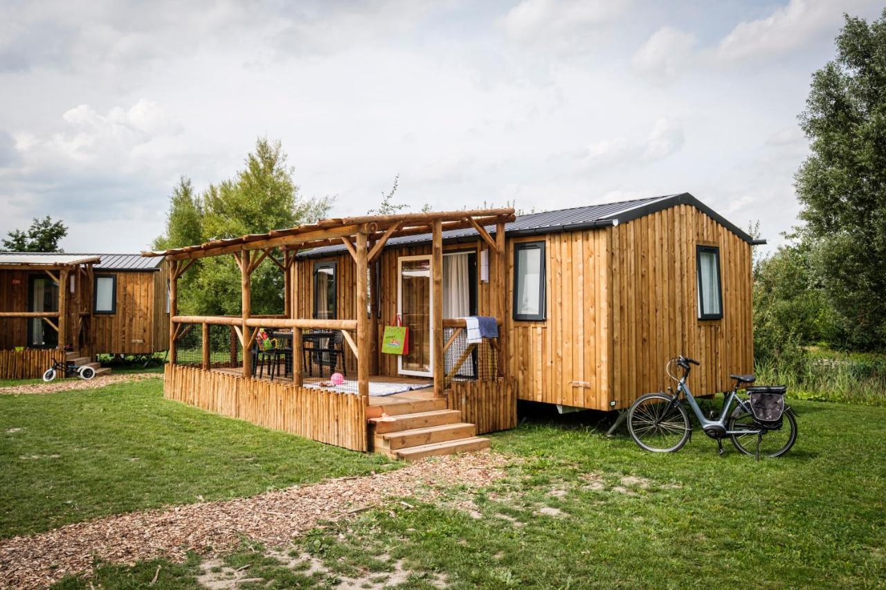 Le Camping Grand Cerf Hotel Gimouille Exterior photo