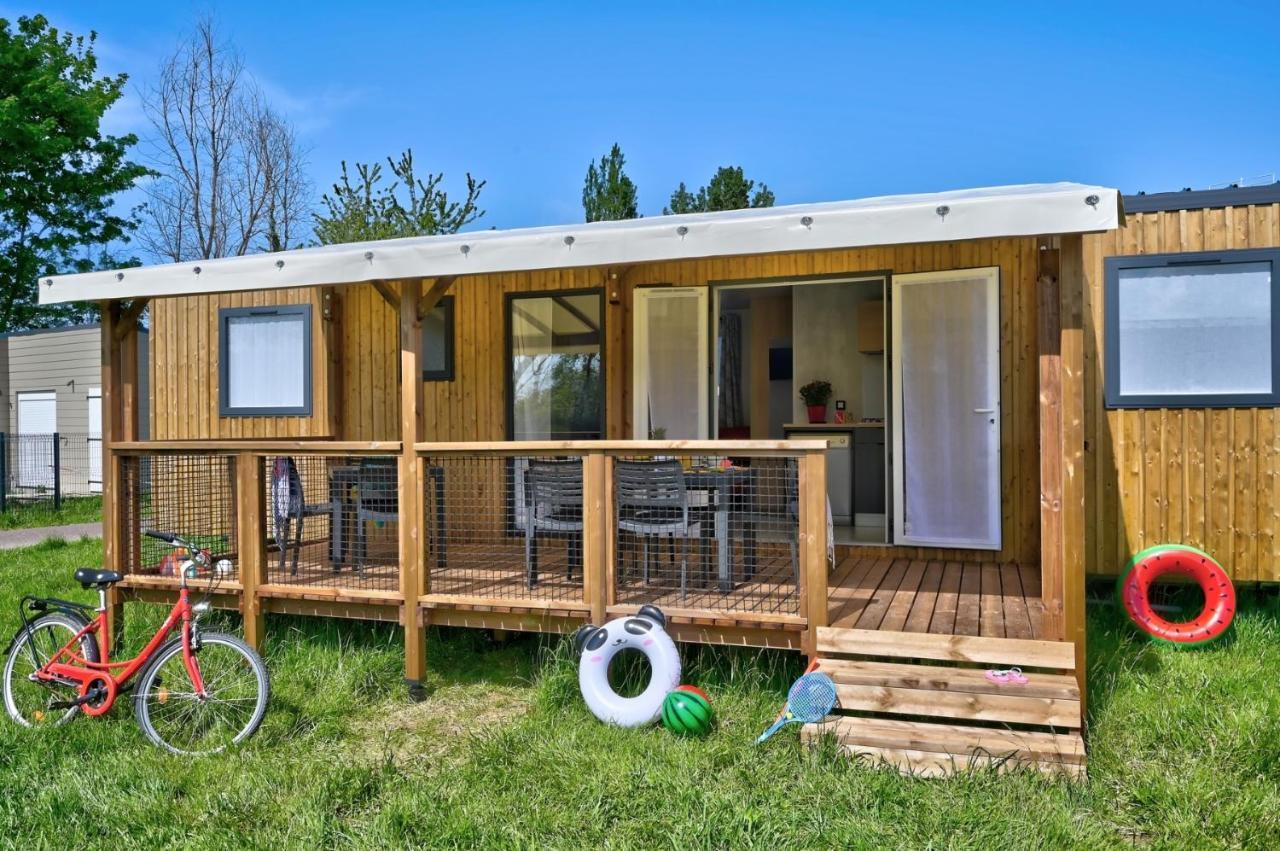 Le Camping Grand Cerf Hotel Gimouille Exterior photo