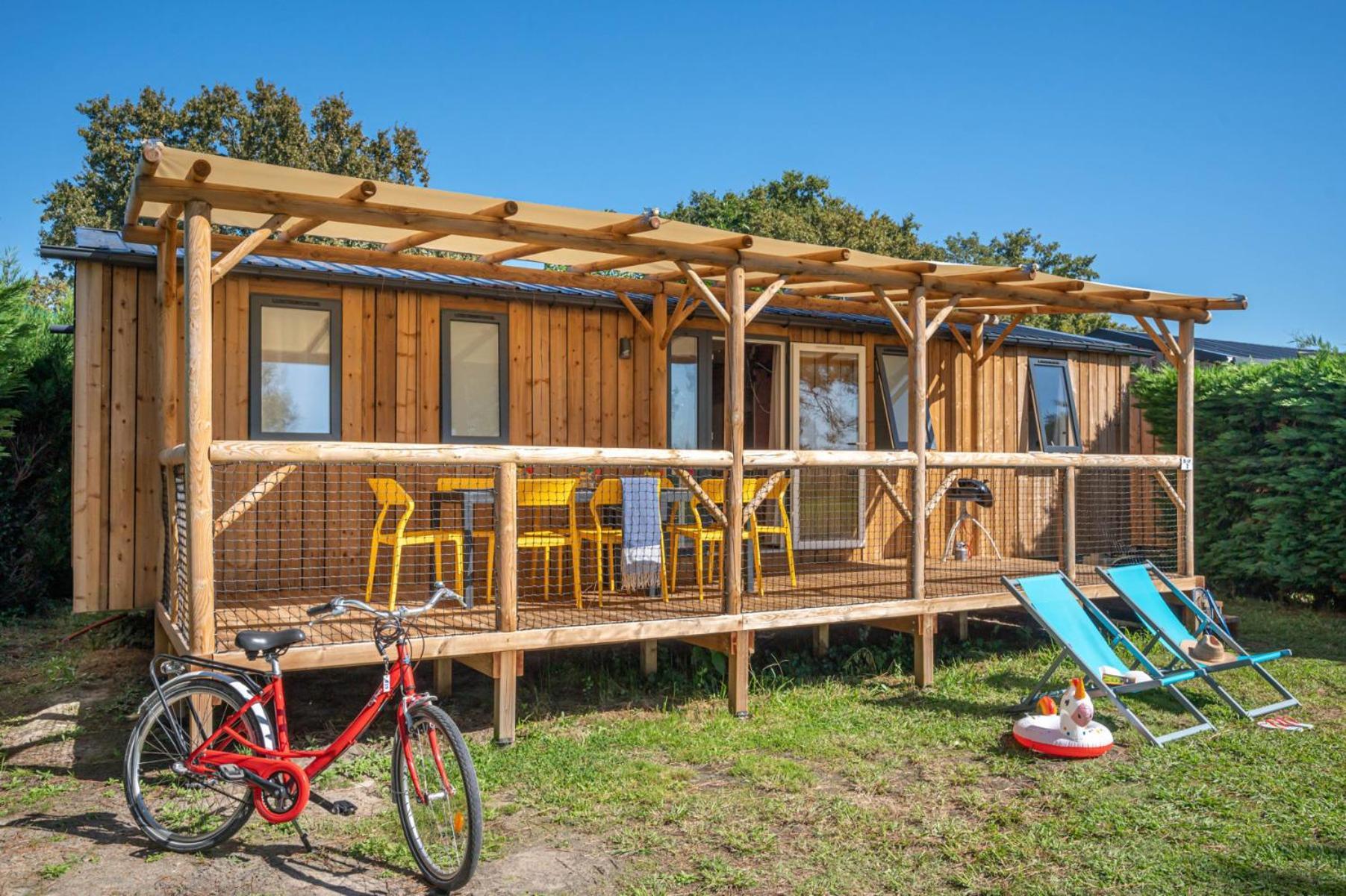 Le Camping Grand Cerf Hotel Gimouille Exterior photo