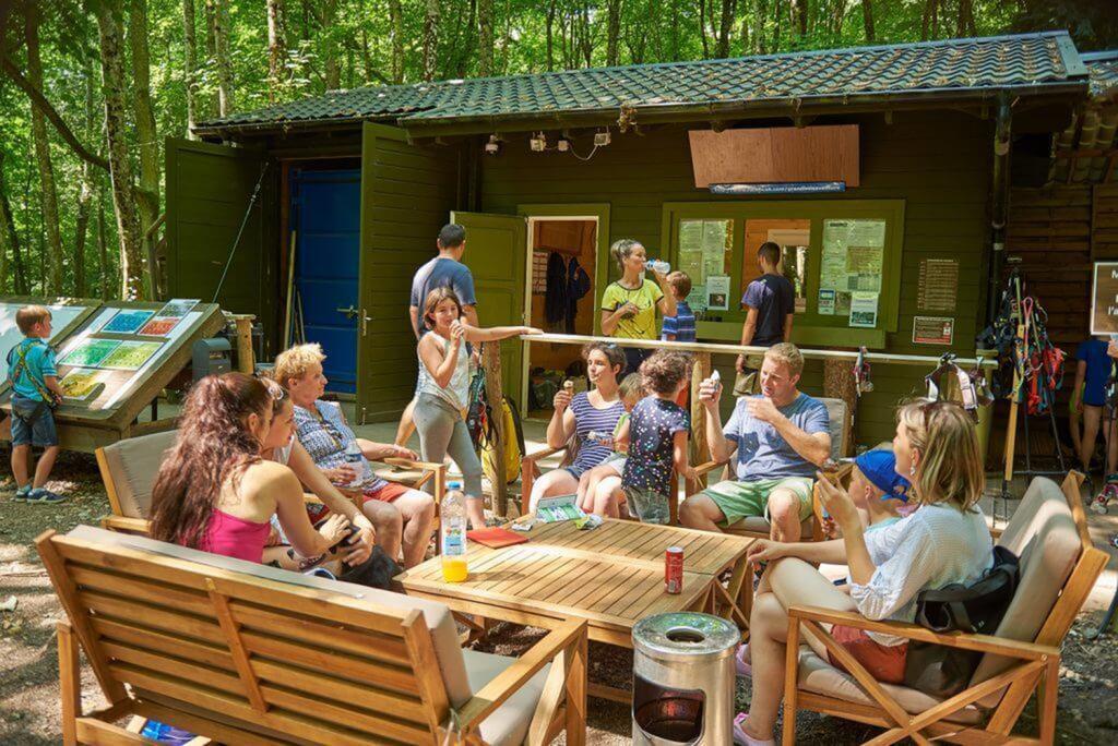 Le Camping Grand Cerf Hotel Gimouille Exterior photo